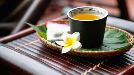 Nghiên cứu ảnh hưởng của chế độ sấy nguyên liệu đến sản xuất trà túi lọc hoa sứ