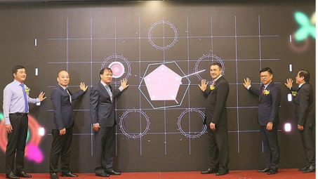 Mô hình xúc tiến thương mại mới: Kết hợp Trực tuyến - Trực tiếp