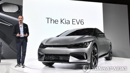 Kia ra mắt mẫu xe chạy hoàn toàn bằng điện đầu tiên EV6