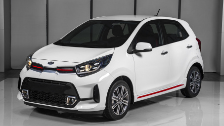 Mẫu xe hạng A nào bán chạy nhất tháng 3?