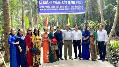 Điện lực Bến Tre đồng hành cùng người dân thoát nghèo