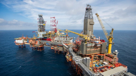 Giá dầu thô suy yếu, OPEC+ đánh giá tình hình dịch Covid-19 tại Ấn Độ