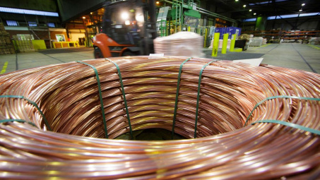 Giá đồng gần mức cao nhất 10 năm, dự báo sẽ còn tiếp tục tăng thêm