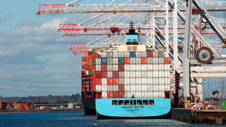 Giá cước thuê bao chuyến tàu container đạt mức cao nhất thập kỷ