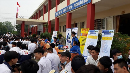 Đại học Điện lực đồng hành cùng sĩ tử trong mùa tuyển sinh