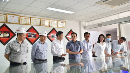 Công ty Nhôm Đắk Nông - TKV đón Đoàn Lãnh đạo Bộ Lao động, Thương binh và Xã hội về làm việc