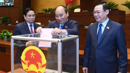 Quốc hội phê chuẩn việc bổ nhiệm 2 Phó Thủ tướng và 12 thành viên Chính phủ