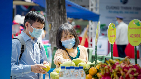 Kỳ vọng đưa hàng Việt lên các sàn thương mại điện tử quốc tế