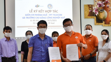 HueIC: Ký kết hợp tác với Chi nhánh Huế, Công ty cổ phần Viễn thông FPT