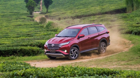 Mua Toyota Rush được tặng gói bảo hiểm Vàng chính hãng