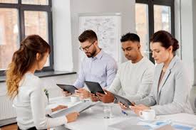 Phát triển nguồn nhân lực chất lượng cao trong bối cảnh hội nhập quốc tế ở thành phố Hồ Chí Minh