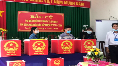 Công nhân Điện Bà Rịa vui cùng “ngày hội của toàn dân”