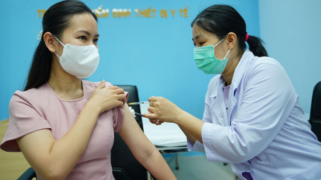 Eurocham hiến kế đẩy nhanh quá trình tiêm chủng, phục hồi kinh tế Việt Nam