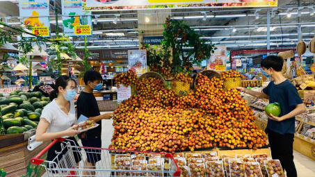 Tháng đầu tiên của năm 2023: Bán lẻ tăng 20%, xuất siêu 3,6 tỷ USD