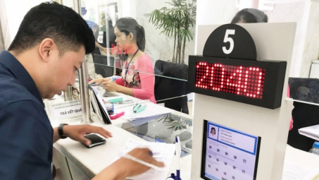 Bỏ quy định chứng chỉ tin học, ngoại ngữ với công chức, viên chức