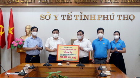 Công đoàn Vinachem: Hàng trăm triệu đồng hỗ trợ người lao động “Tháng Công nhân 2021”