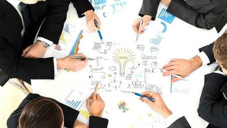 Phát triển năng lực đổi mới sáng tạo của doanh nghiệp Việt Nam trong thời đại công nghiệp 4.0