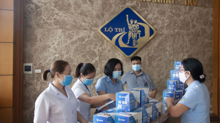 Công đoàn Công ty Than Thống Nhất hưởng ứng chương trình “Vắc xin cho Công nhân”