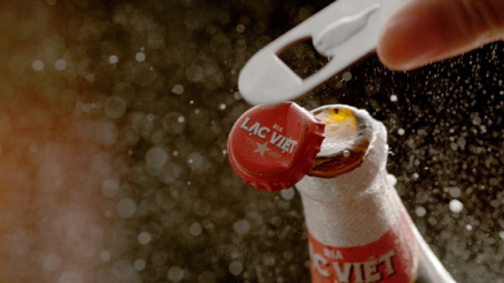 [Video] Bia Lạc Việt – Bia chuẩn Việt