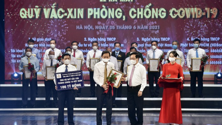 Vinataba ủng hộ 100 tỷ đồng vào Quỹ vắc-xin phòng, chống Covid-19