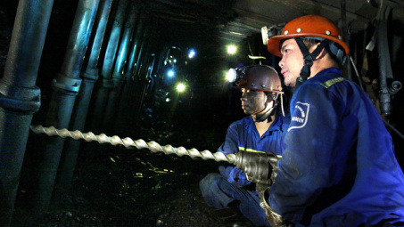 TKV tăng cường đảm bảo an toàn lao động trong sản xuất