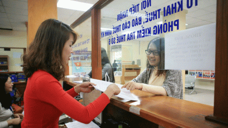 Tính toán các yếu tố tăng, giảm và dịch chuyển nguồn thu cho dự toán thu NSNN năm 2022