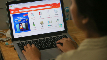 Lộ trình kết nối thông tin để sàn thương mại điện tử khai, nộp thuế  thay cho cá nhân kinh doanh