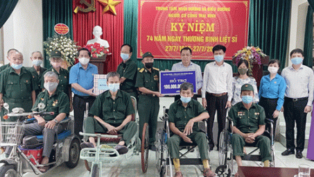 Công đoàn Bộ Công Thương đẩy mạnh hoạt động Đền ơn đáp nghĩa nhân Kỷ niệm 74 năm ngày Thương binh liệt sĩ