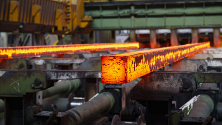 Giá thép tại Hoa Kỳ lần đầu vượt ngưỡng 1.700 USD/tấn, cao gấp 4 lần hồi tháng 8/2020