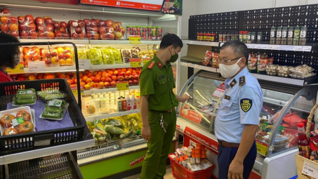 Cục Quản lý thị trường Hà Nội: Khẩn trương công tác kiểm soát thị trường, chống đầu cơ, găm hàng