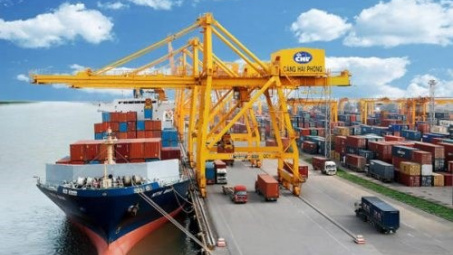 Bộ Công Thương góp ý giải pháp chống ùn tắc hàng hóa tại cảng biển