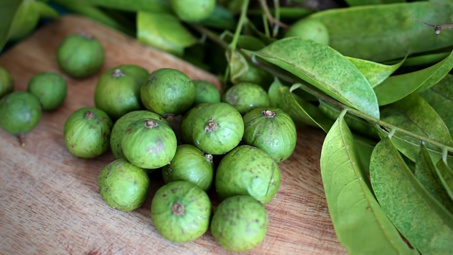 Lần đầu tiên quả sấu đông lạnh được bán tại Australia