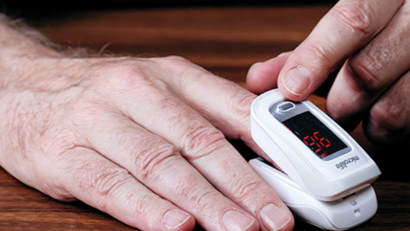 Thận trọng khi mua máy thở và máy đo nồng độ oxy trong máu SpO2