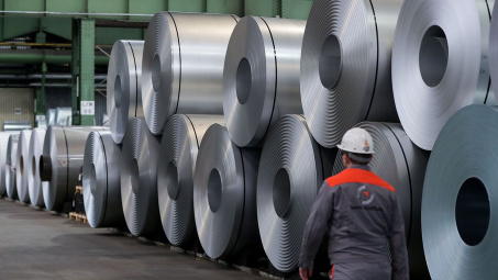 Giá quặng sắt bất ngờ bật tăng hơn 7%, kỳ vọng Trung Quốc sẽ tung thêm các biện pháp kích thích kinh tế