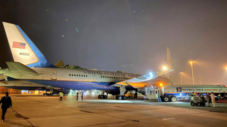 Petrolimex Aviation tra nạp nhiên liệu cho đoàn chuyên cơ Phó Tổng thống Mỹ Kamala Harris