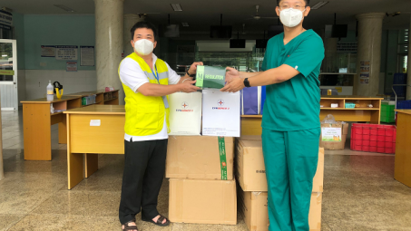 EVNGENCO 3: Tặng thiết bị thở Oxy gần 50 triệu đồng cho bệnh viện điều trị COVID-19