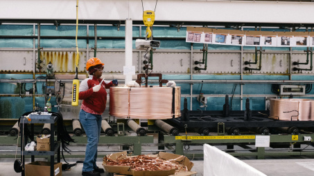 Giá đồng giảm phiên thứ 5 liên tiếp trước các dữ liệu kinh tế tiêu cực của Trung Quốc và Hoa Kỳ