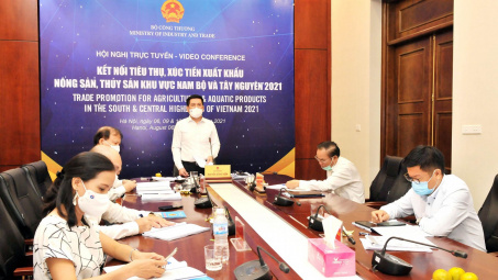 Tháo gỡ khó khăn về tiêu thụ nông sản, thủy sản ở Nam Bộ và Tây Nguyên