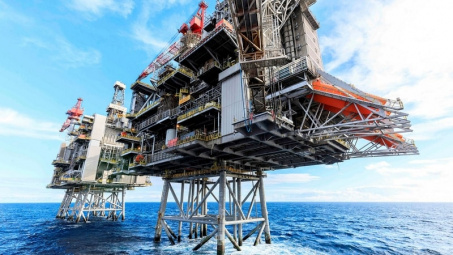 Giá dầu thô tiệm cận mức cao nhất 6 tuần, Vịnh Mexico chuẩn bị đón cơn bão mới