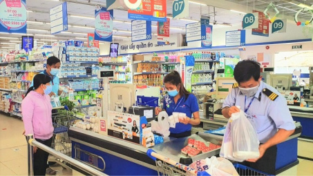 Các siêu thị của Saigon Co.op tại vùng xanh bắt đầu đón khách