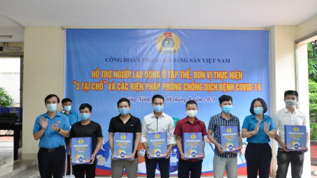 Công đoàn TKV thăm, tặng quà cho người lao động ở tại các khu tập thể Công ty Than Thống Nhất - TKV