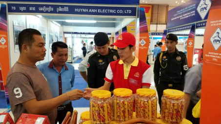 Chính phủ ban hành Biểu thuế nhập khẩu ưu đãi đặc biệt Việt Nam - Campuchia