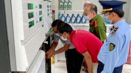 An Giang: Phát hiện cây xăng tháo dỡ niêm phong, kẹp chì