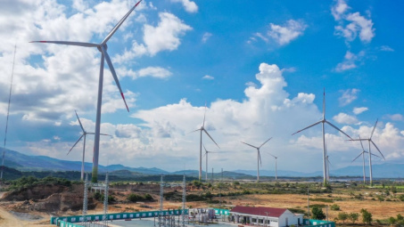 Vận hành thương mại Dự án Điện gió số 5-Ninh Thuận