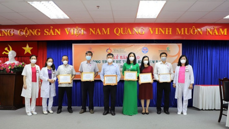 Bệnh viện Hùng Vương tiếp nhận Hệ thống khí nén y tế phục vụ điều trị bệnh nhân COVID-19