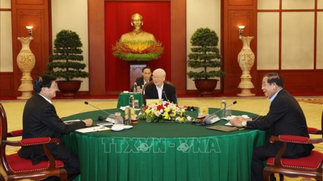 Cuộc gặp cấp cao Việt Nam - Campuchia - Lào