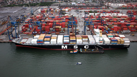 S&P Global Platts: Giá cước container tuyến Bắc Á – Nam Mỹ chạm mức cao nhất lịch sử