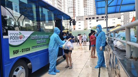 Co.op Food: Hàng loạt “chuyến xe mua chung – bình ổn giá” kịp thời giao hàng cho người dân