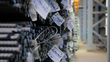 Năm 2021, Hòa Phát đạt sản lượng bán hàng 8,8 triệu tấn thép các loại, tăng 35% so với cùng kỳ