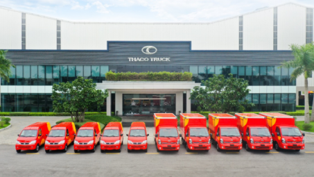 THACO AUTO bàn giao lô 170 xe thương mại